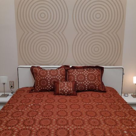 Modern, Quiet & Cozy Apartment In The Middle Of Downtown Near Danube At Fashion Street Budapest Eksteriør billede