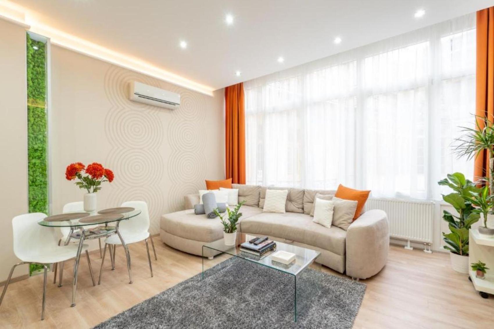 Modern, Quiet & Cozy Apartment In The Middle Of Downtown Near Danube At Fashion Street Budapest Eksteriør billede