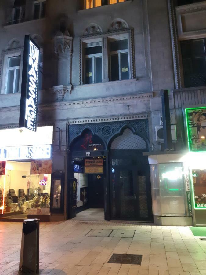 Modern, Quiet & Cozy Apartment In The Middle Of Downtown Near Danube At Fashion Street Budapest Eksteriør billede