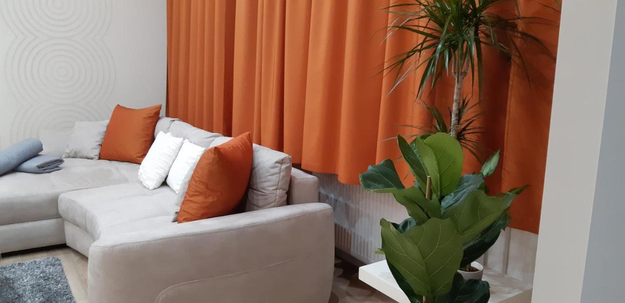 Modern, Quiet & Cozy Apartment In The Middle Of Downtown Near Danube At Fashion Street Budapest Eksteriør billede